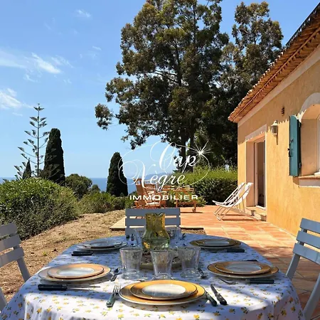 Provencale 8 Personnes Vue Avec Jardin A 150 M De La Du Le Rayol-Canadel-sur-Mer